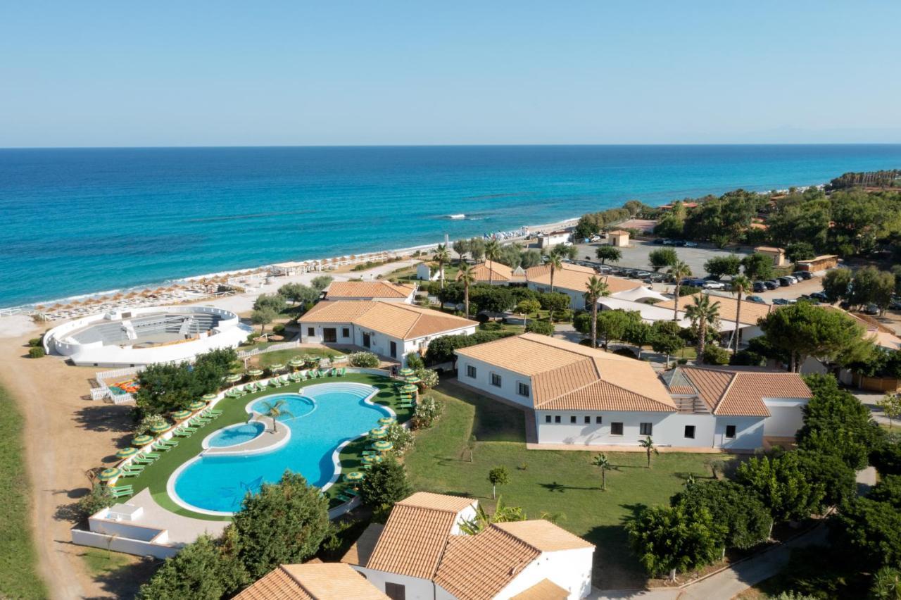 Hotel Voi Le Muse Essentia Zambrone Exterior foto